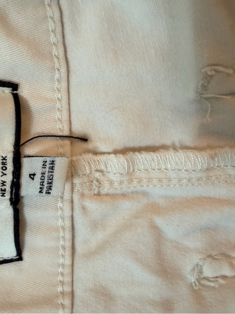 Worn Once! Bagatelle Women's White Cropped Jeans with Black Scalloped Embroidery - Picture 8 of 11